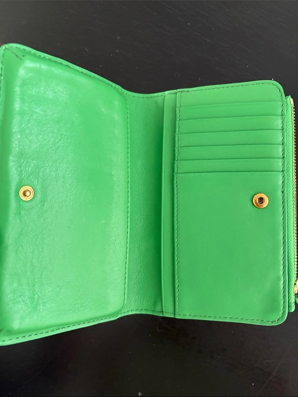 Tory Burch Bright Green Scalloped Zip Wallet